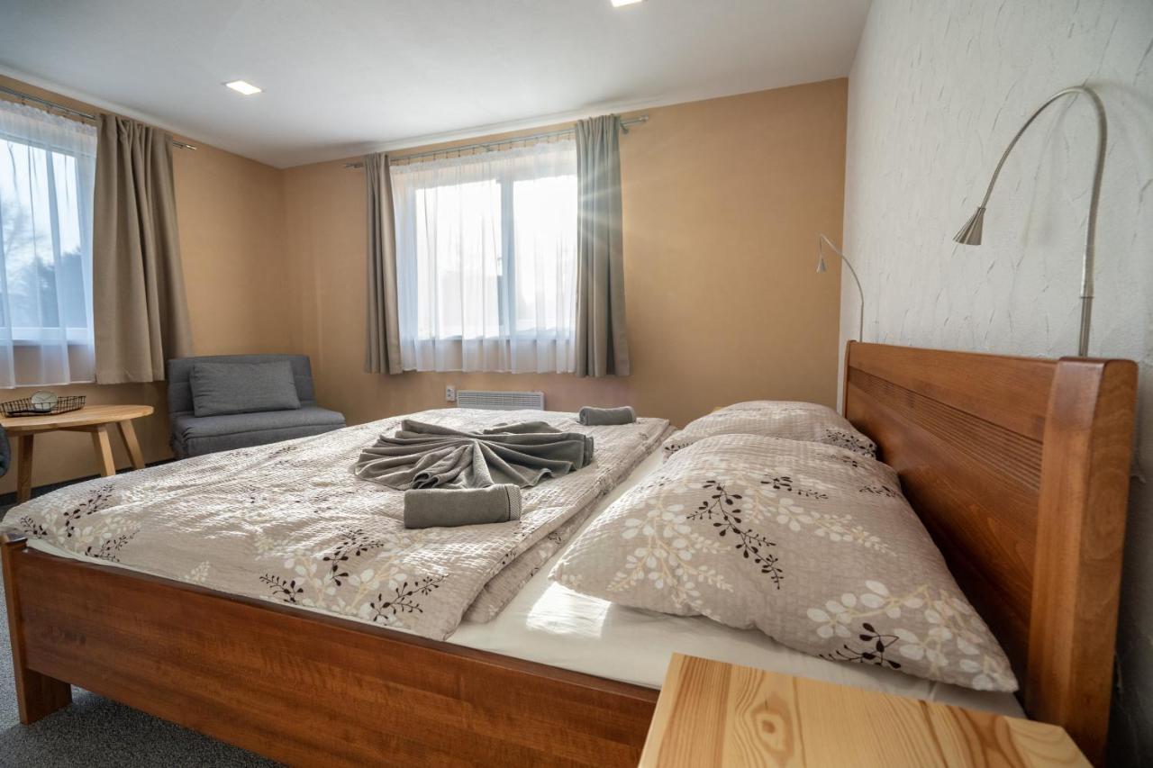 Apartmany Janka + Camp Besenova Exterior photo